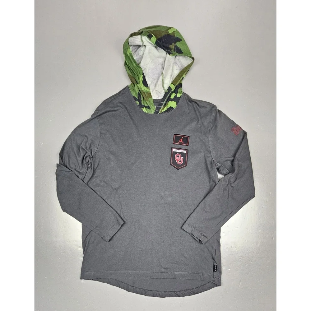 Jordan Oklahoma Sooners Hoodie Mens Medium. Gray Football Salute To‎ Service